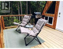 1947 Blubber Bay Rd, Texada Island, BC V0N3K0 Photo 19