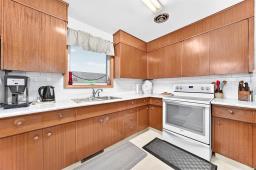 401 Queen Avenue, Selkirk, MB R1A1G2 Photo 16