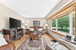 401 Queen Avenue, Selkirk, MB R1A1G2 Photo 10