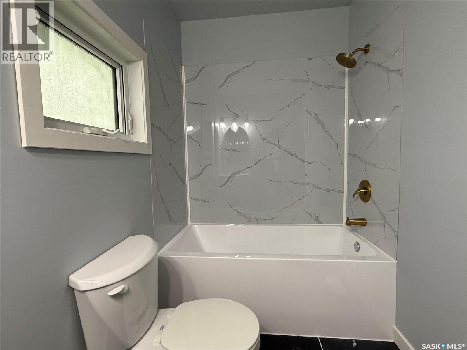 133 L AVENUE S - 8