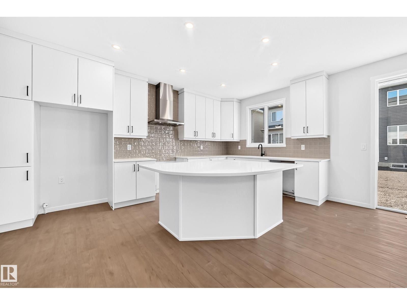 1029 Fieldstone View, Hearthstone (Strathcona) — new house, photo 4