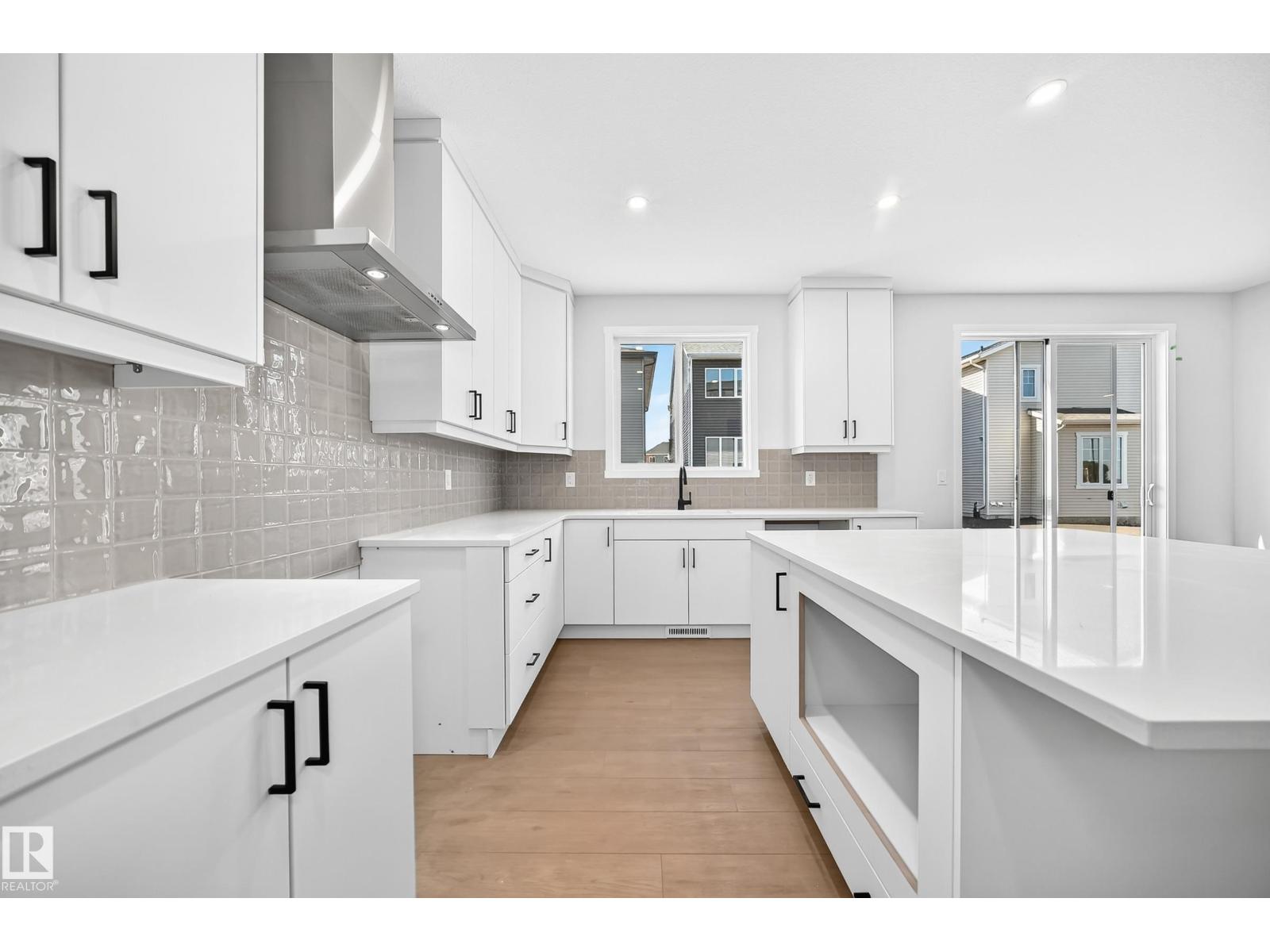 1029 Fieldstone View, Hearthstone (Strathcona) — new house, photo 5