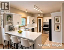 Kitchen - 8 Scimitar Rise Nw, Calgary, AB T3L2C9 Photo 7