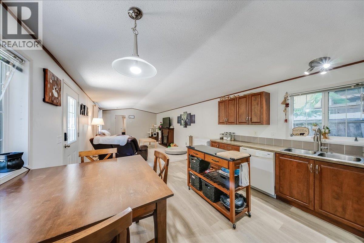 891 MONTE VISTA Drive Unit# 30, Rossland