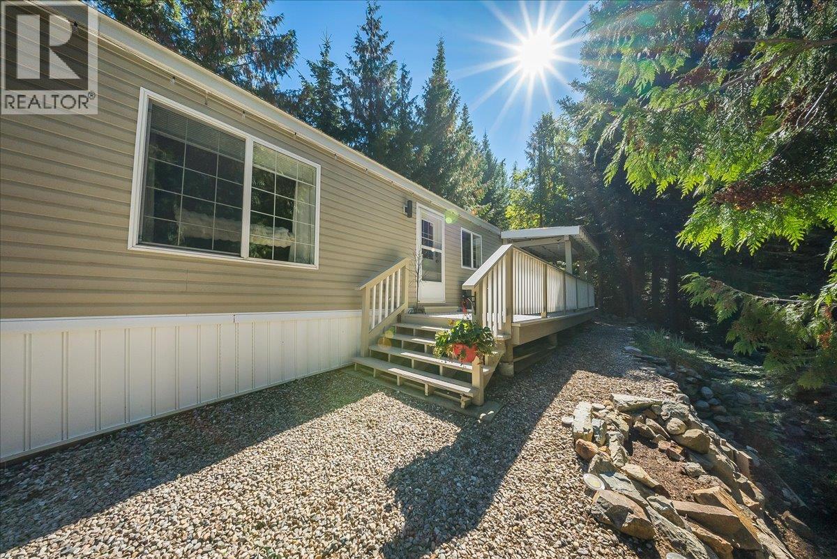891 MONTE VISTA Drive Unit# 30, Rossland
