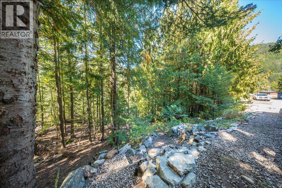 891 MONTE VISTA Drive Unit# 30, Rossland