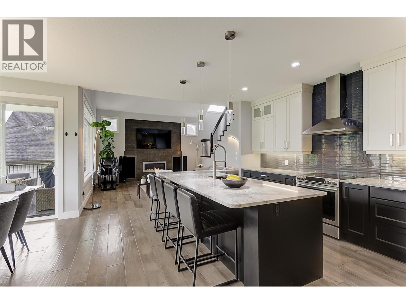 155 Skyland Drive, Kelowna