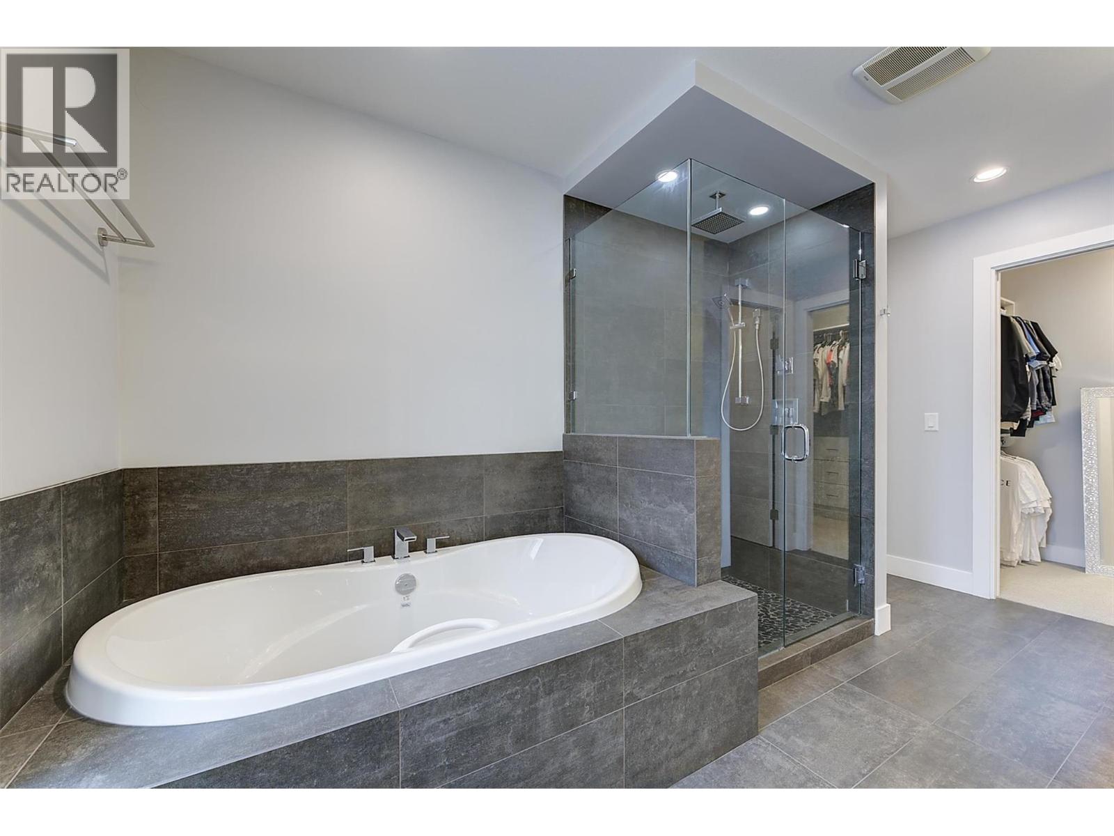 155 Skyland Drive, Kelowna