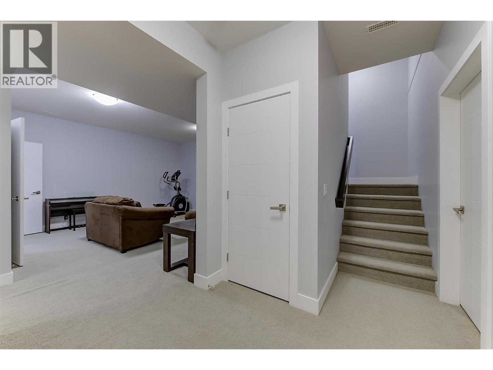 155 Skyland Drive, Kelowna