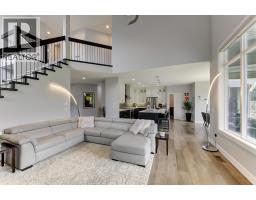 Bedroom - 155 Skyland Drive, Kelowna, BC V1V3A1 Photo 10