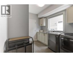 155 Skyland Drive, Kelowna, BC V1V3A1 Photo 27