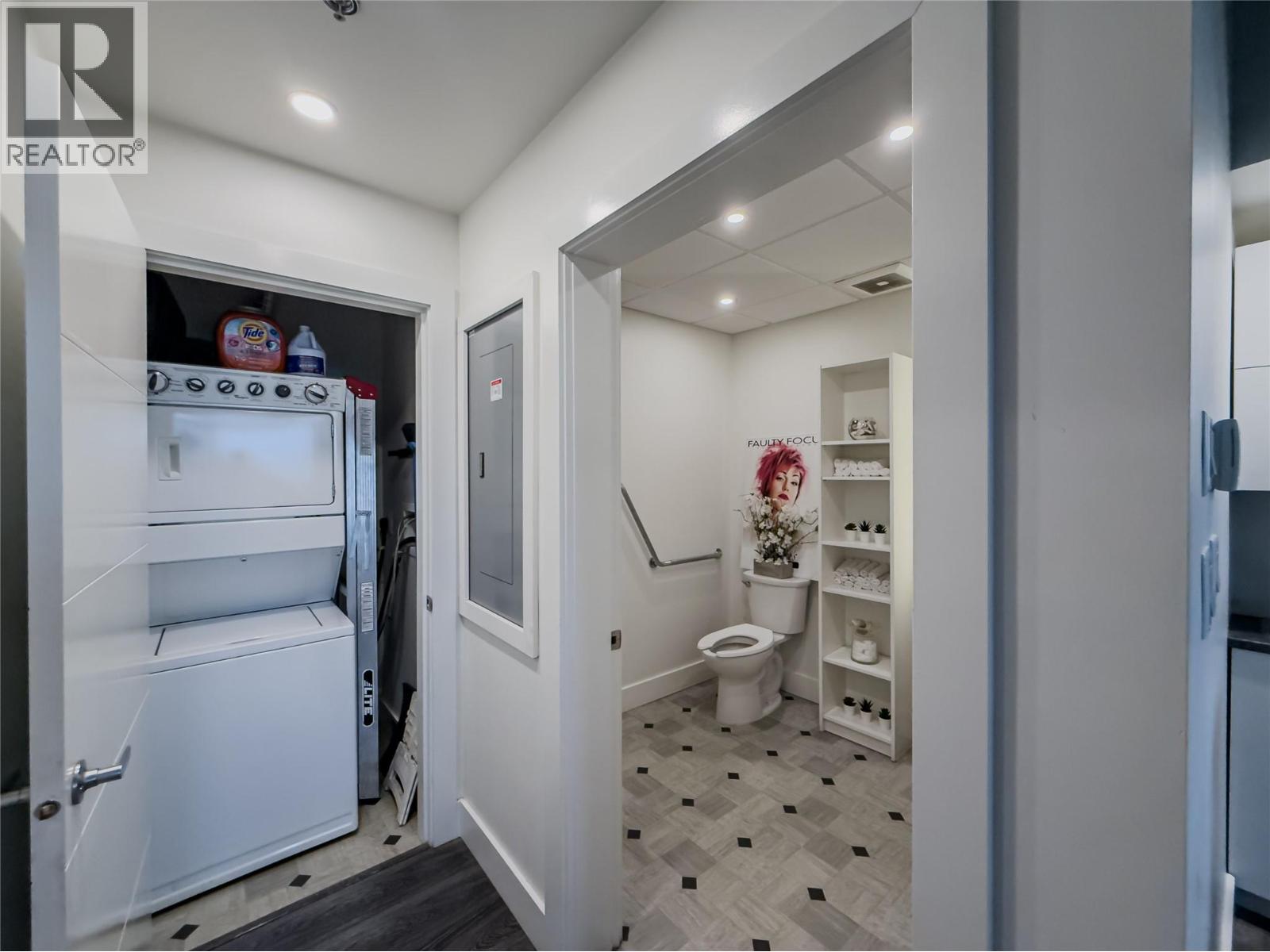 101 765 McGill Road, Kamloops