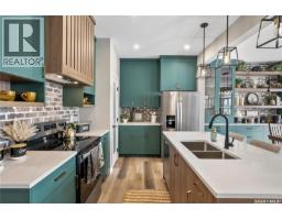 4pc Ensuite bath - 2959 Dumont Way, Regina, SK S4V4E7 Photo 9