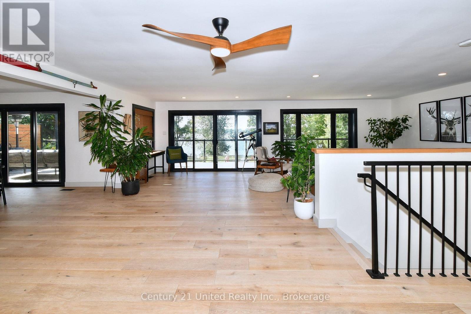 1915 PINEHURST AVENUE - 14