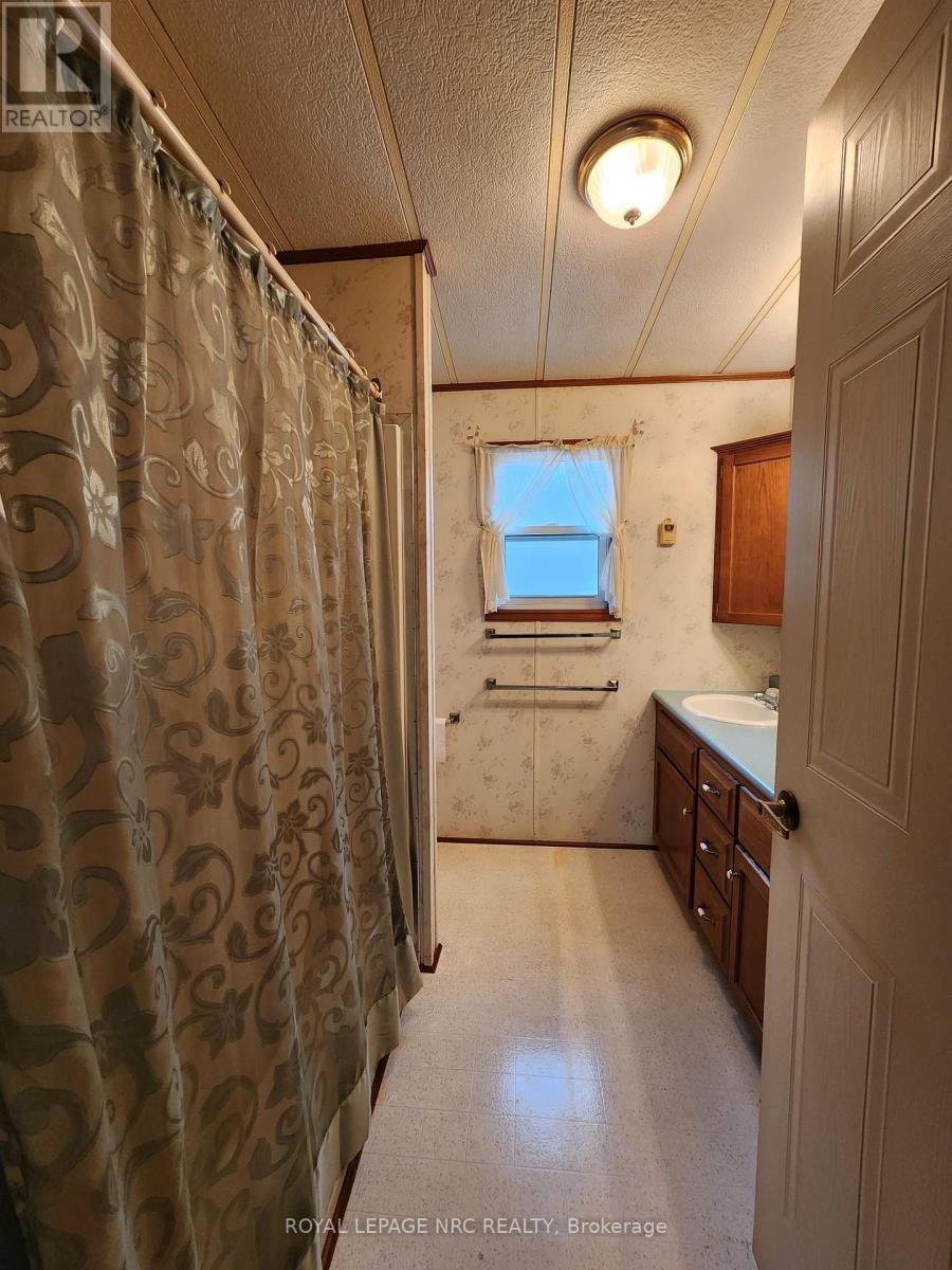#233 3033 TOWNLINE ROAD - 13