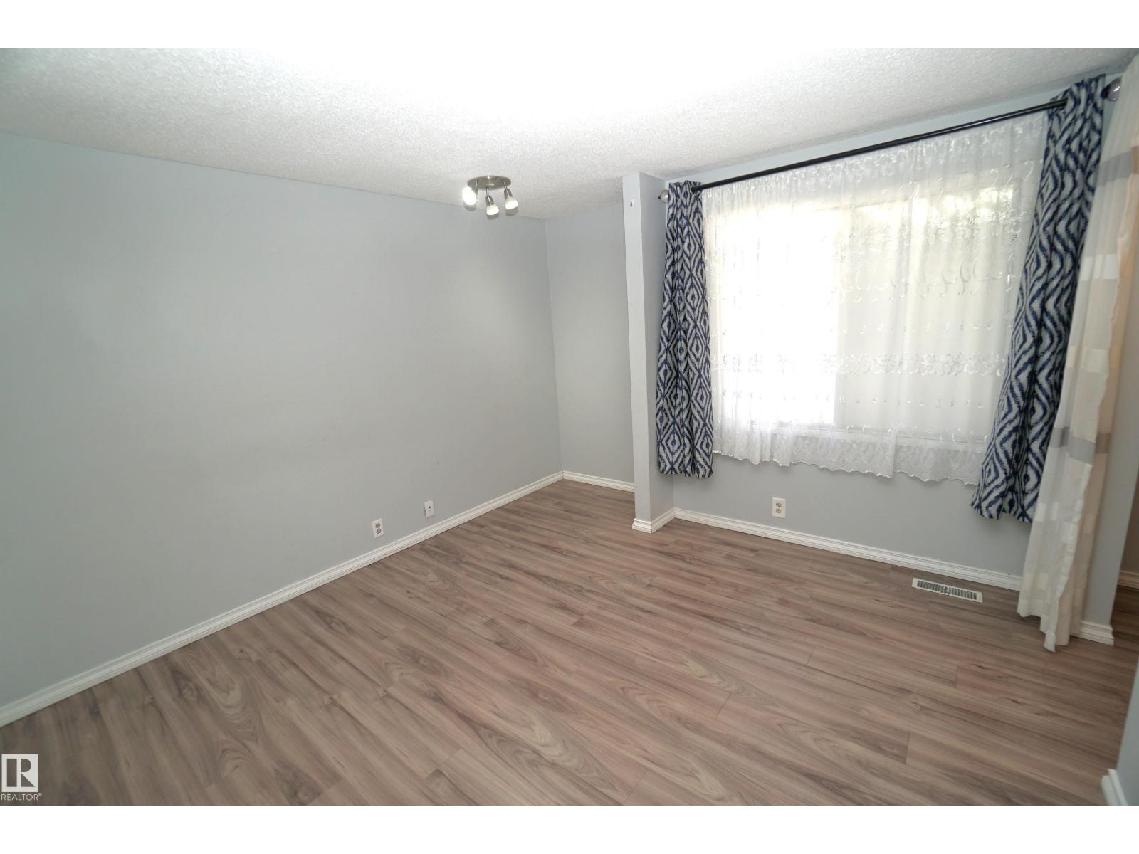 2672 89 ST NW - Image 15