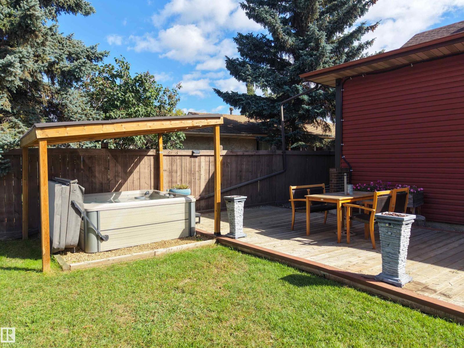 2672 89 St NW photo 5 — MLS® E4509437