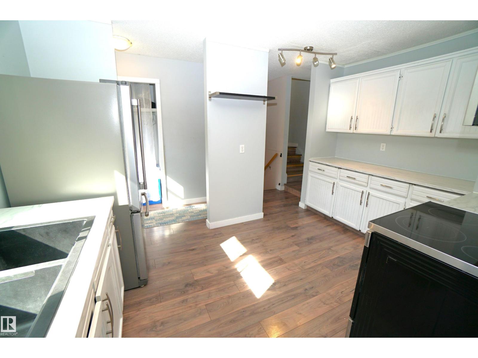 2672 89 ST NW - Image 9