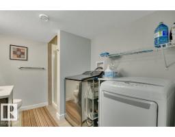9732 205 St Nw, Edmonton, AB T5T4V7 Photo 51