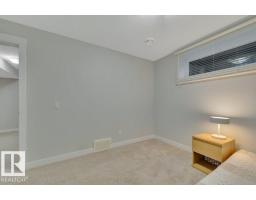 9732 205 St Nw, Edmonton, AB T5T4V7 Photo 49