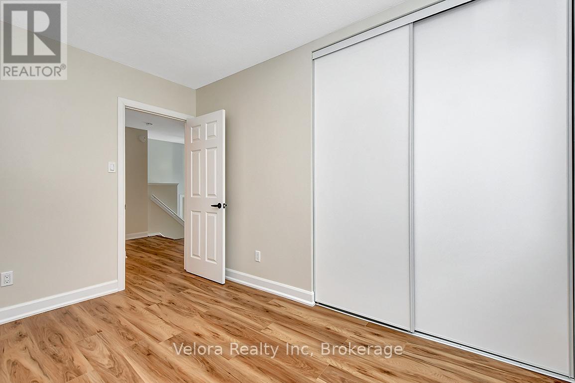 301 ZEPHYR AVENUE - Image 17