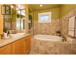 3146 Dumaurier Avenue, Ottawa, ON K2B8R1 Photo 15