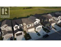 143 Belvedere Crescent SE - photo 1