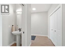 143 Belvedere Crescent SE - photo 17