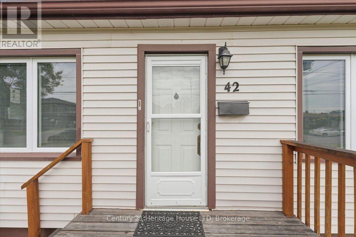 42 LINCOLN STREET - 7