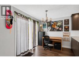 Primary Bedroom - 4202 16 Avenue, Vernon, BC V1T6P1 Photo 7