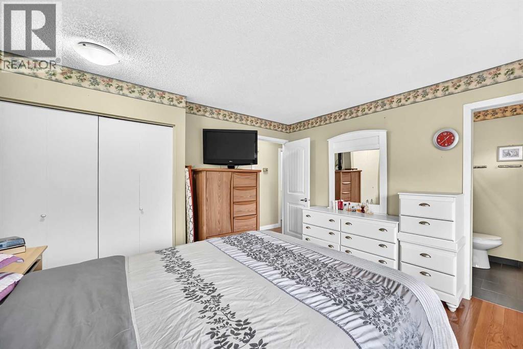 4912 Rundlehorn Drive NE - 13