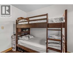 203, 404 Marten Street, Banff, AB T1L1C6 Photo 33