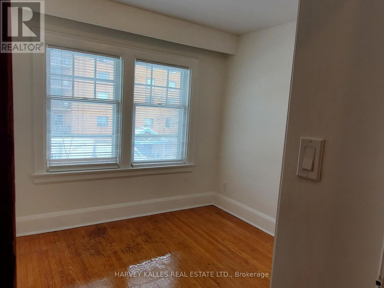 UPPER - 28 WINONA DRIVE, Toronto (Wychwood) — photo 10