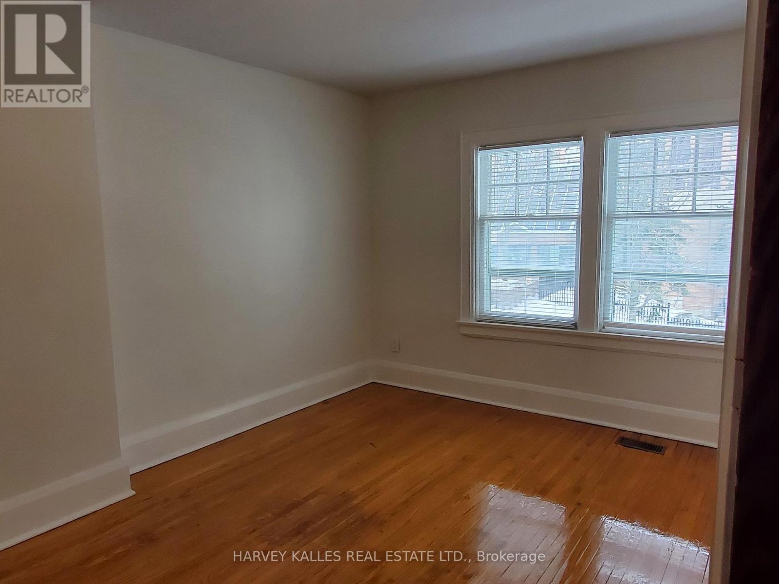 UPPER - 28 WINONA DRIVE, Toronto (Wychwood) — photo 11