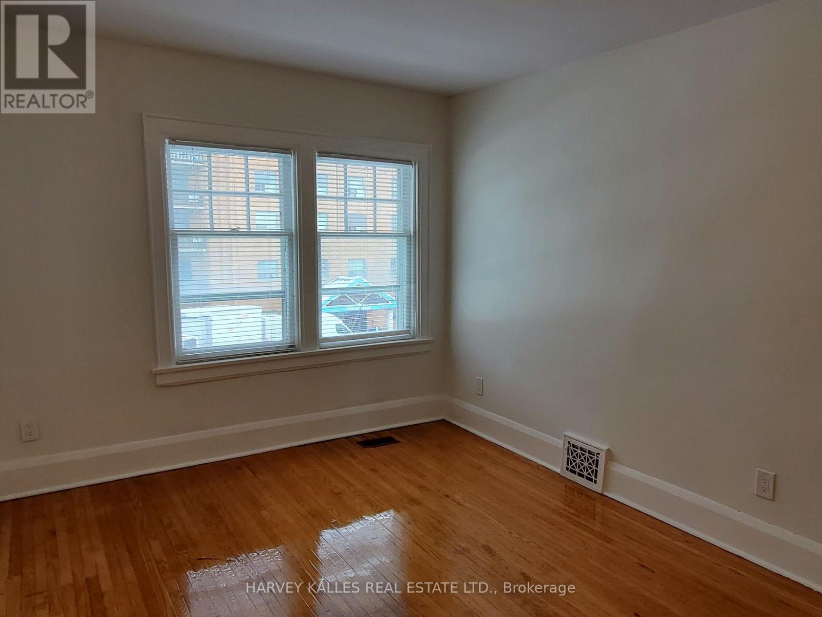 UPPER - 28 WINONA DRIVE, Toronto (Wychwood) — photo 12