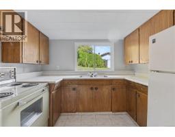 244 Regina Ave, Saanich, BC V8Z1J5 Photo 27