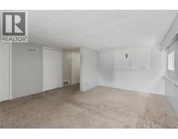 244 Regina Ave, Saanich, BC V8Z1J5 Photo 29