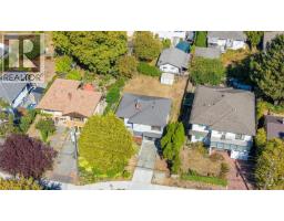 244 Regina Ave, Saanich, BC V8Z1J5 Photo 42