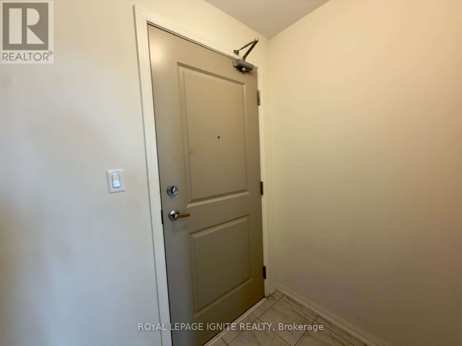 226 - 80 ASPEN SPRINGS DRIVE, Clarington (Bowmanville) — photo 4