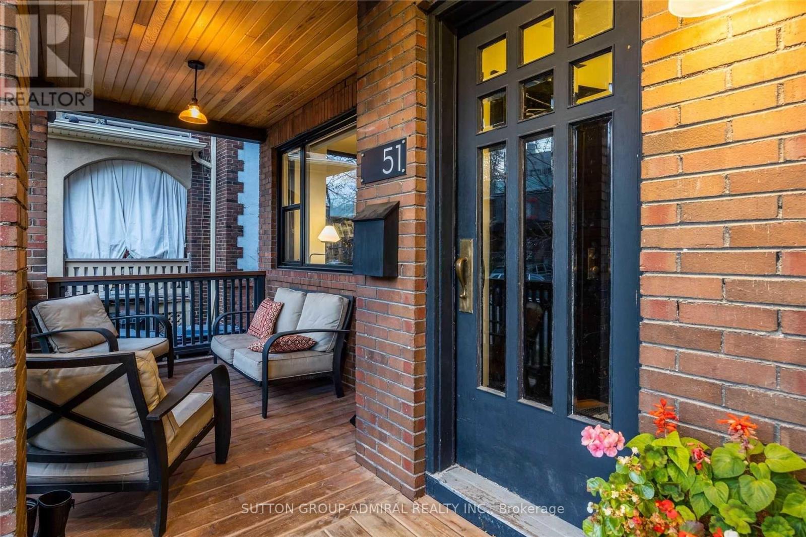UPPER - 51 WINEVA AVENUE, Toronto (The Beaches) — photo 9