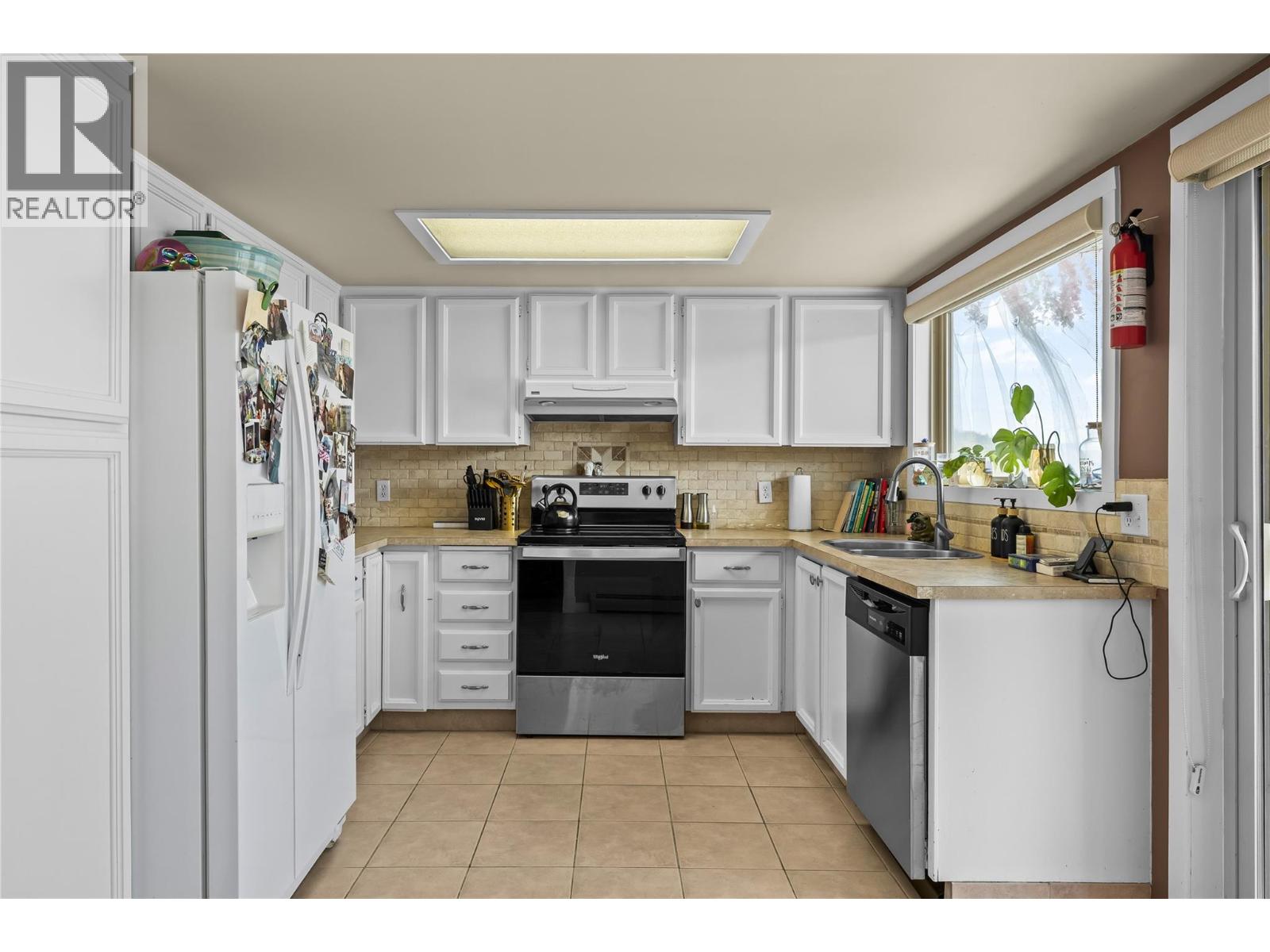 #205 5275 Buchanan Road - 16
