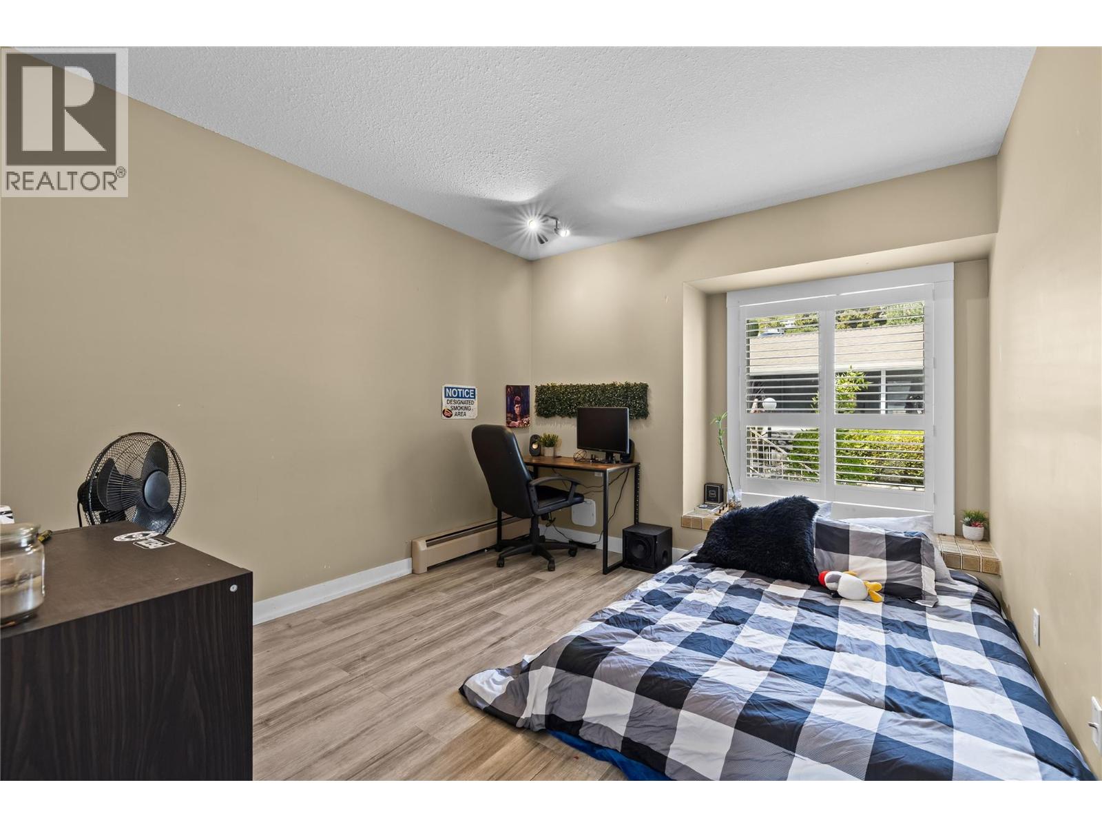 #205 5275 Buchanan Road - 28