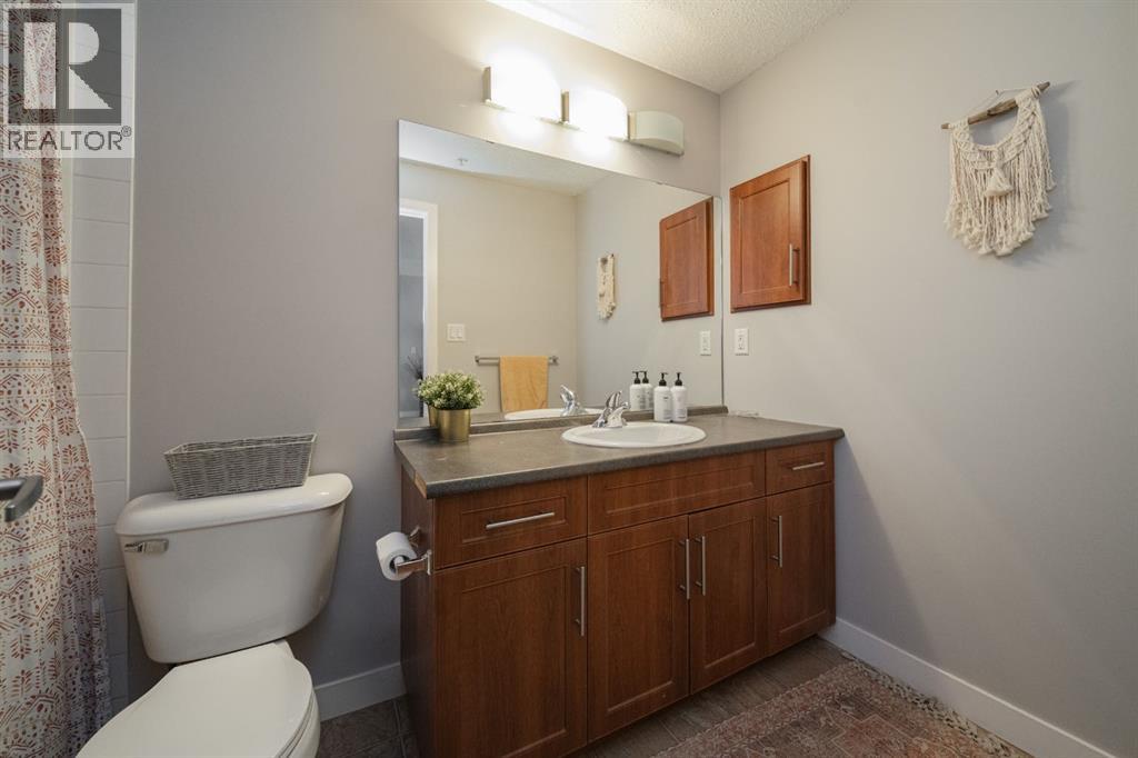 #2101 204 Sparrow Hawk Drive - 17