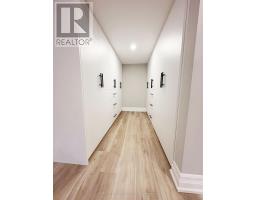 18 Halldorson Avenue, Aurora, ON L4G7Z2 Photo 10