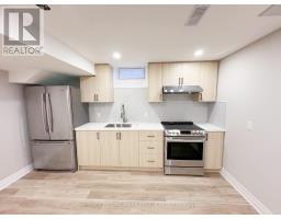 18 Halldorson Avenue, Aurora, ON L4G7Z2 Photo 14