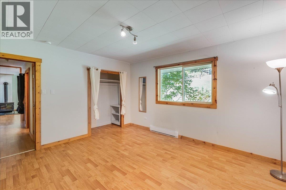 7641 3A Highway, Balfour