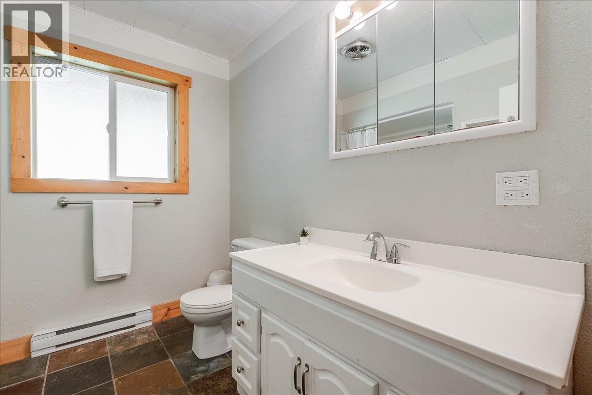7641 3A Highway, Balfour