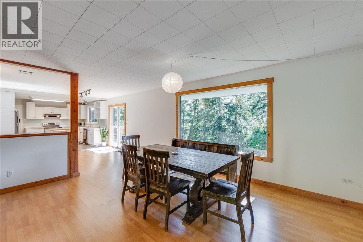 7641 3A Highway, Balfour