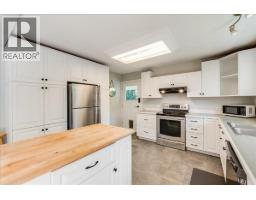 Bedroom - 7641 3a Highway, Balfour, BC V1L6N1 Photo 7