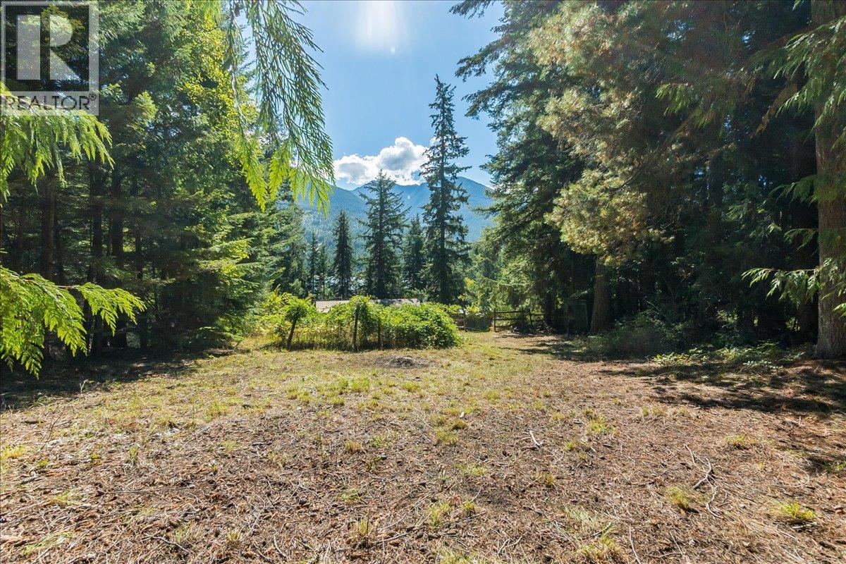 7641 3A Highway, Balfour